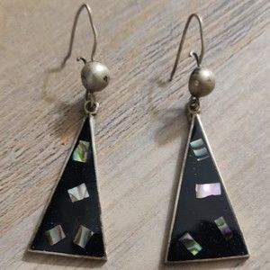 EarRings pierced Silver black Onyx Triangle shape Mother of Pearl inlays Mexico